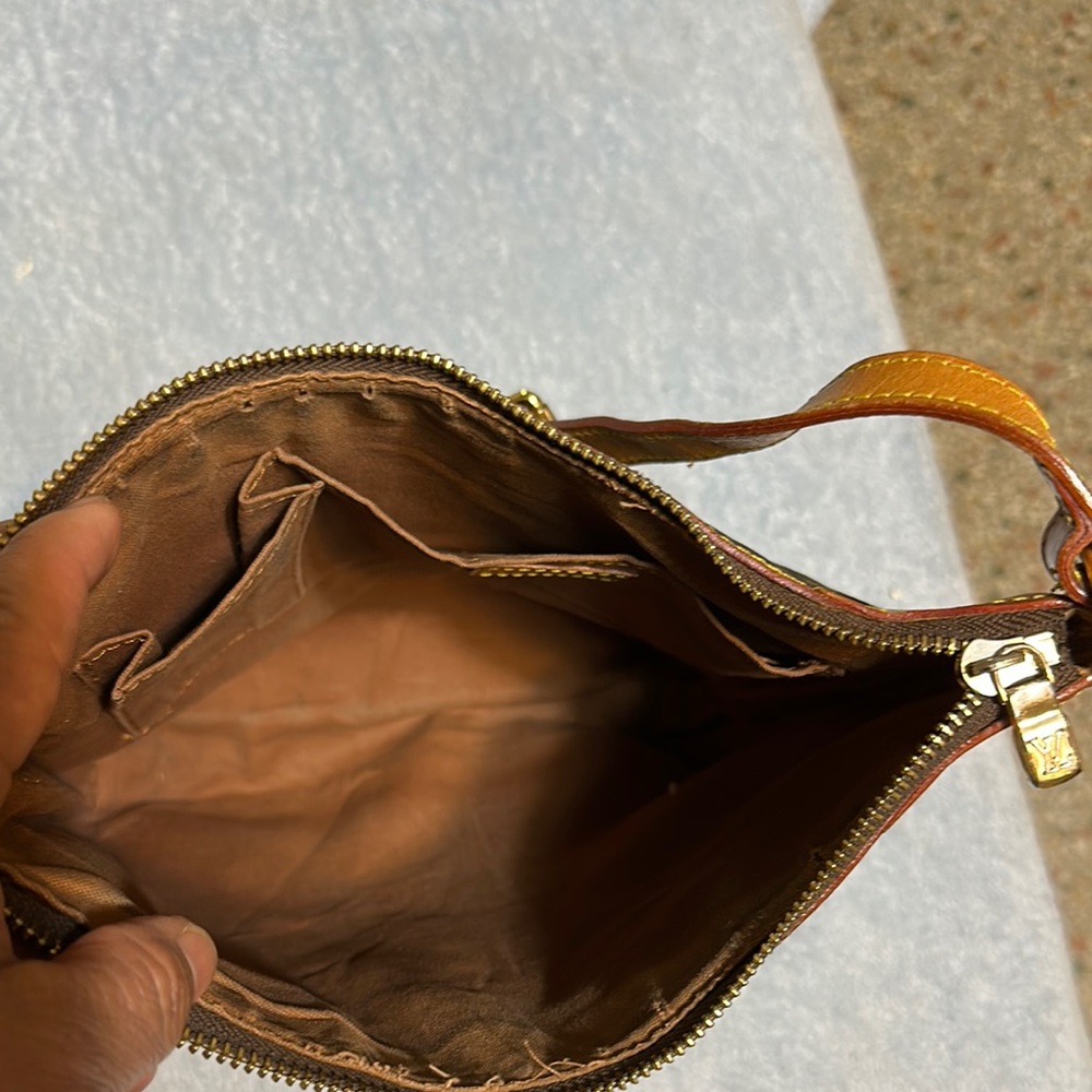 Louis Vuitton Brown and Tan Monogram Bag - Picture 7 of 10